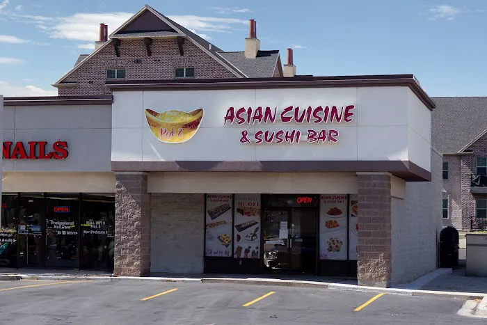 Red 8 Asian Cuisine & Sushi Bar 4