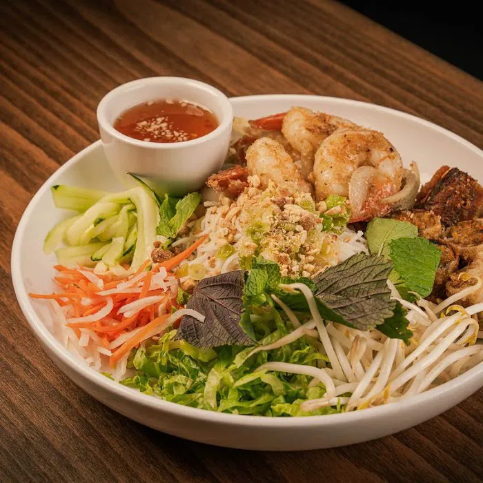 SAOLA Restaurant and Lounge 4