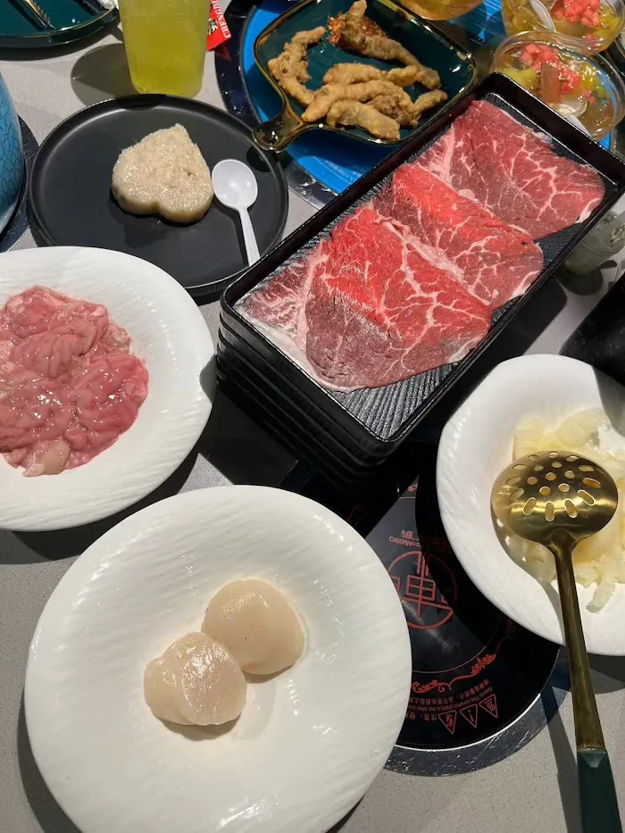Chengdu Hotpot & BBQ 成都-龙门阵 火锅 & 烤肉 10