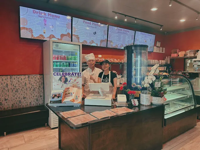 L & P Bakery Cafe 8