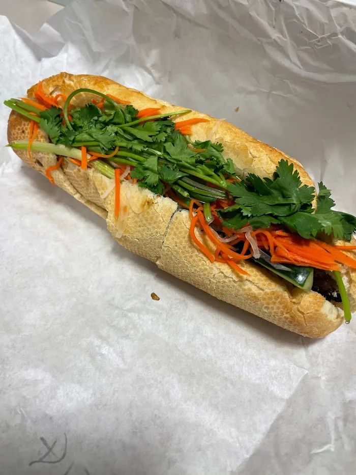 Phở Saigon Noodle House 9