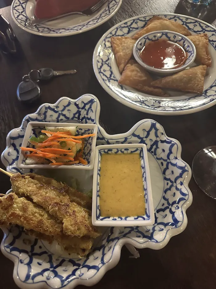 Thai Wok Restaurant 6