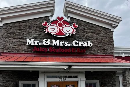 Mr. & Mrs. Crab - Pinellas Park
