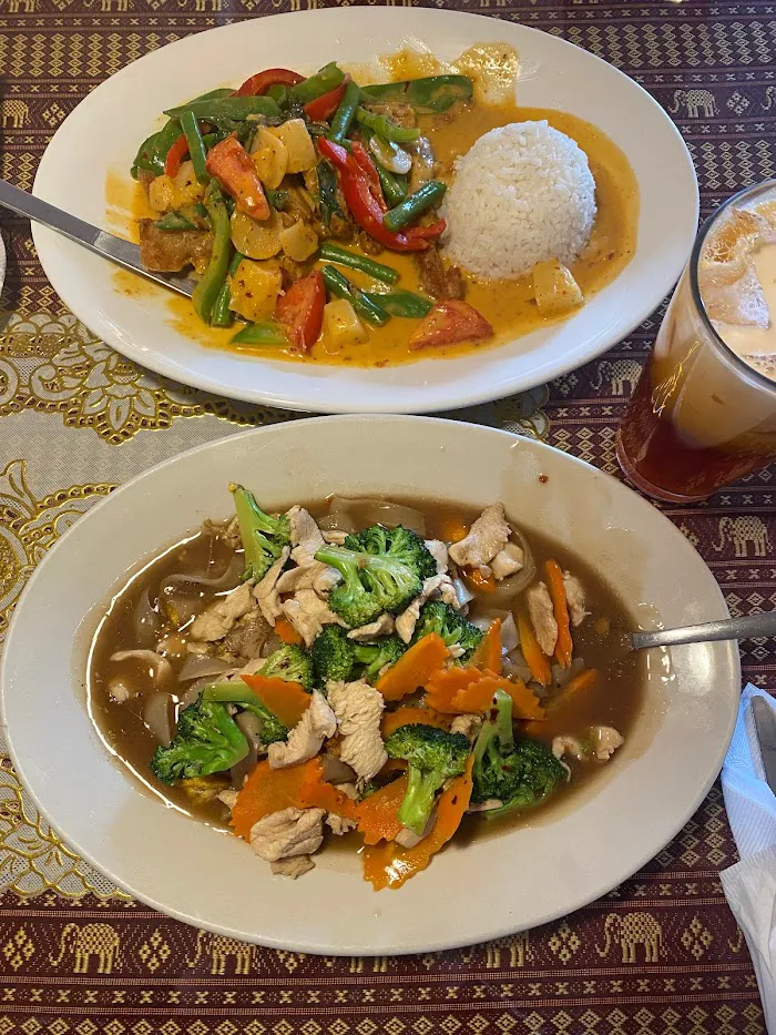 Pattaya Thai Restaurant 8