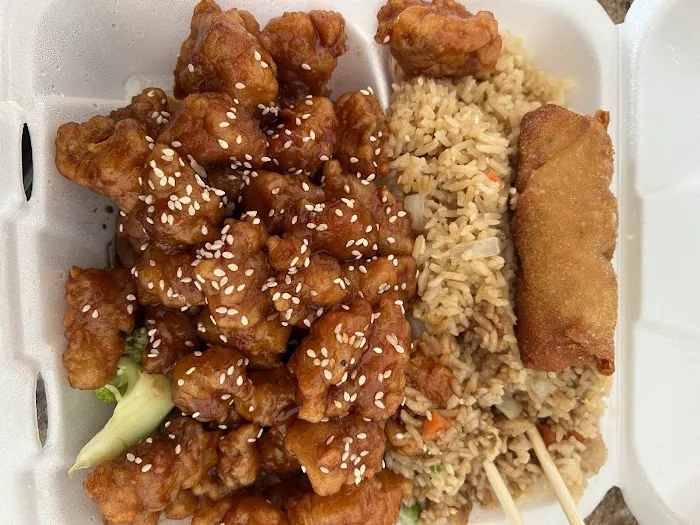 New Peking Chinese Restaurant 6
