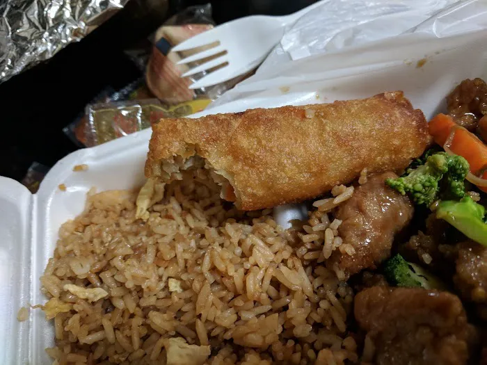 Golden Crown Chinese Restaurant 7