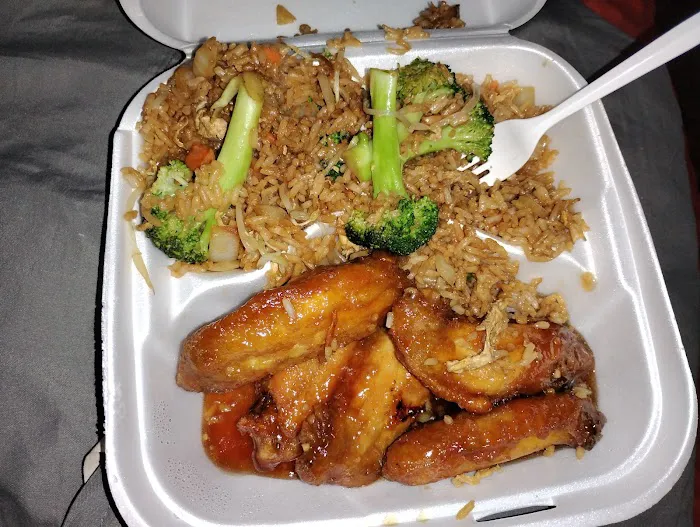 Golden Crown Chinese Restaurant 4