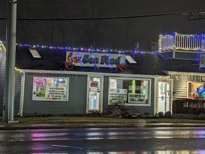 C & M Seafood 0