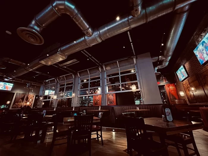 BJ's Restaurant & Brewhouse 4