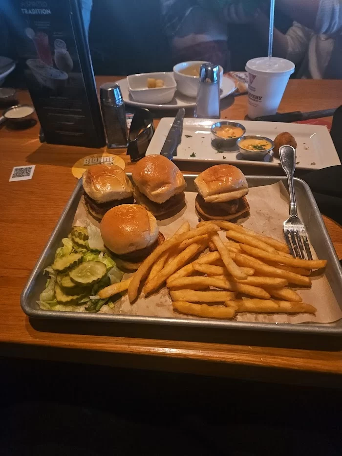 BJ's Restaurant & Brewhouse 7