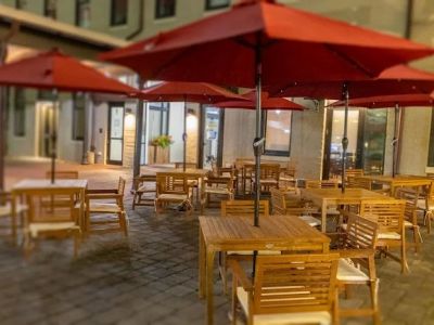 86 Forks Bar + Table 0