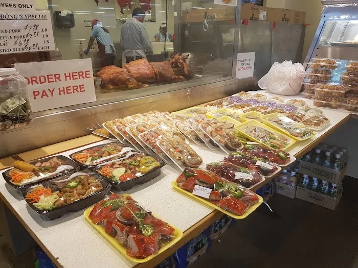 Chen's Biển Đông Oriental Market 3