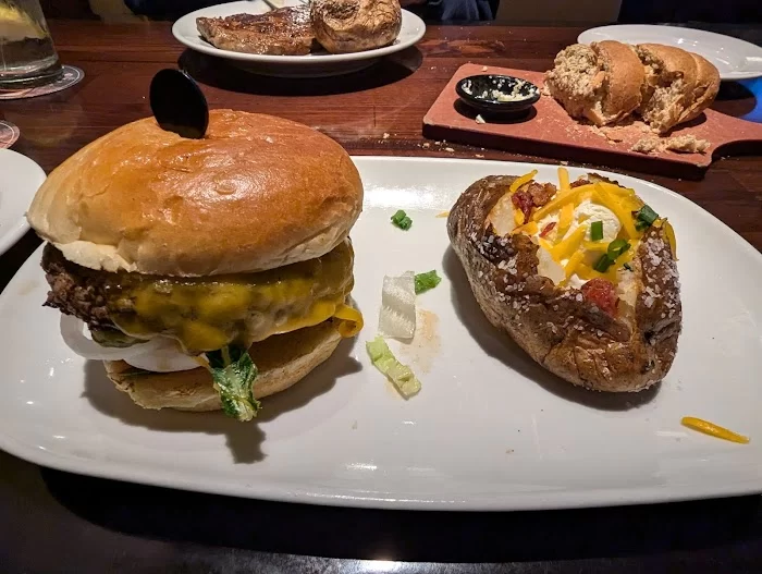 LongHorn Steakhouse 3