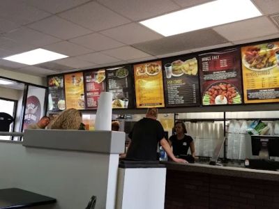 Wow Wing & Deli 0