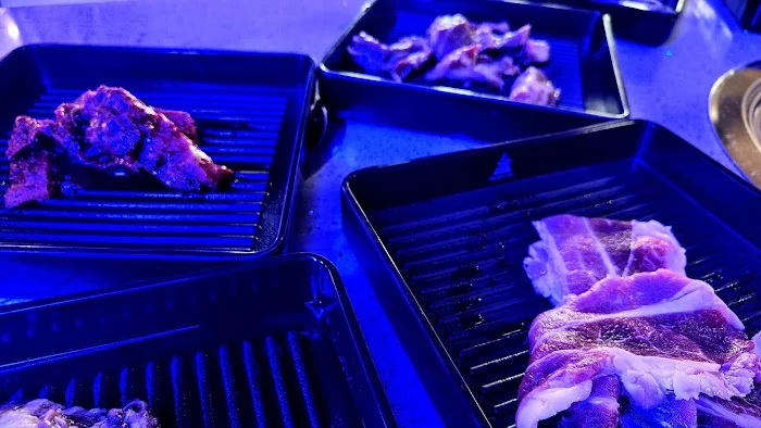 HQ Korean BBQ & Hot Pot & Sushi - Pensacola 9