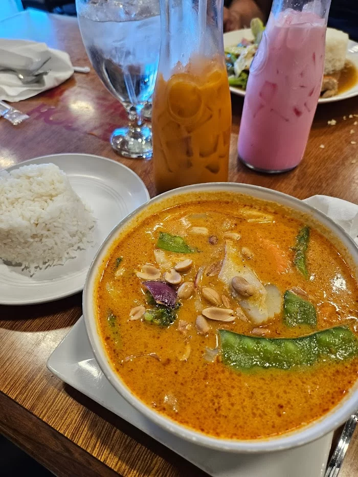 Thai Rice Restaurant 10
