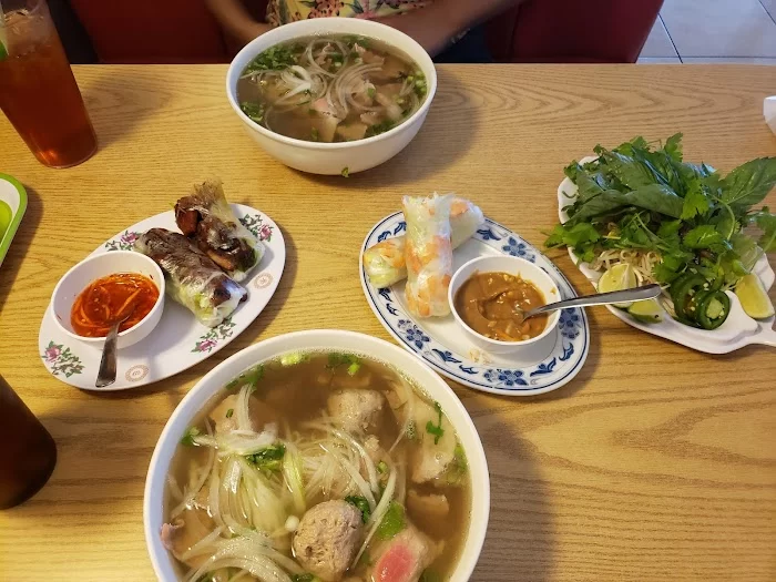 Pho Golden Palace Vietnamese Restaurant 2
