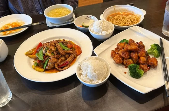 Ren Dumpling & Noodle House Llc 5