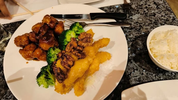 6 Elements Sushi-Asian Cuisine & Bar 5