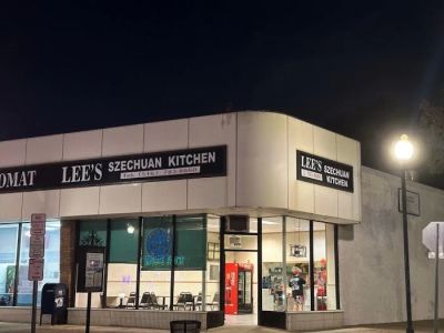 Lee's Szechuan Kitchen 0