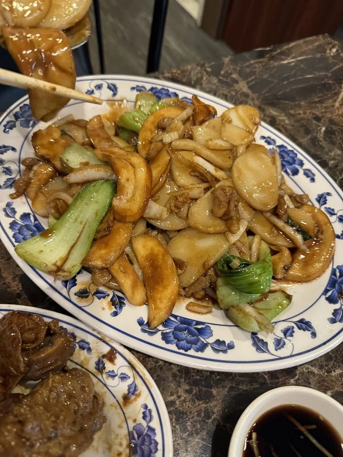 Liu's Shanghai 9
