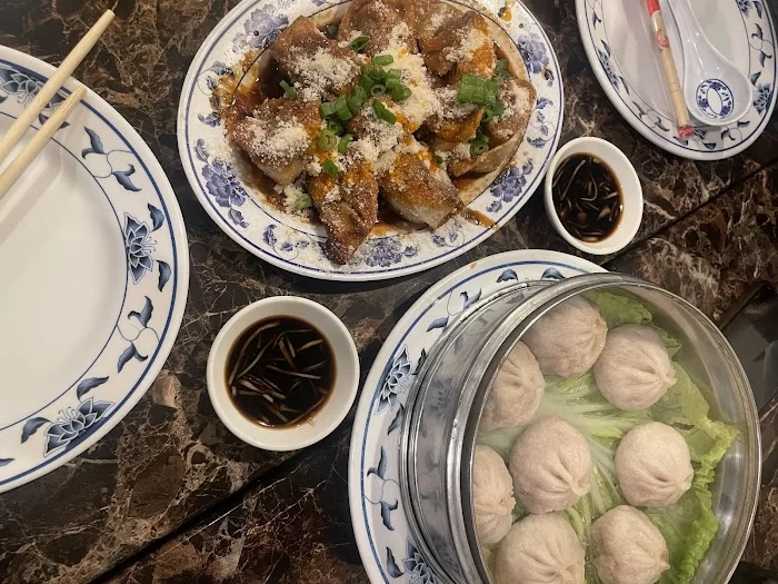 Liu's Shanghai 10