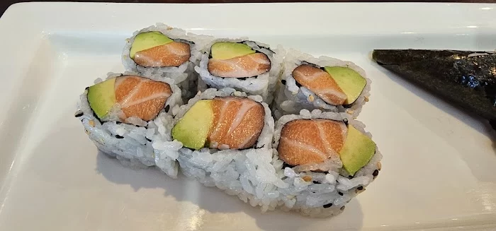Mintea Sushi Asian Bistro 3
