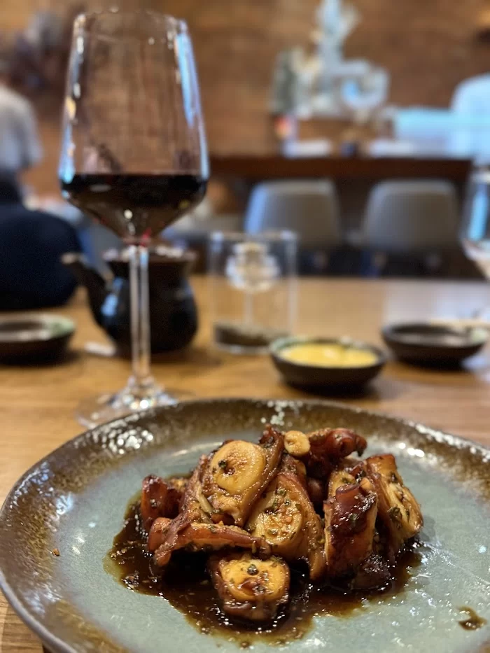 MIKU Sushi Bar and Restaurant 3