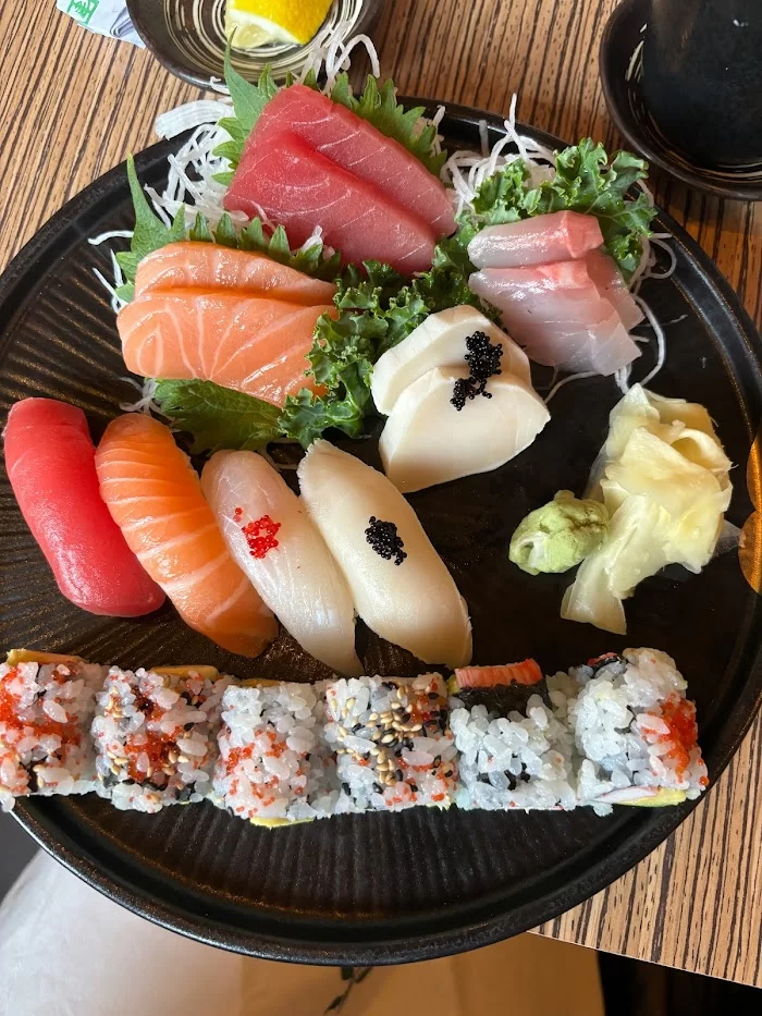 Bambou Asian Tapas & Bar 3