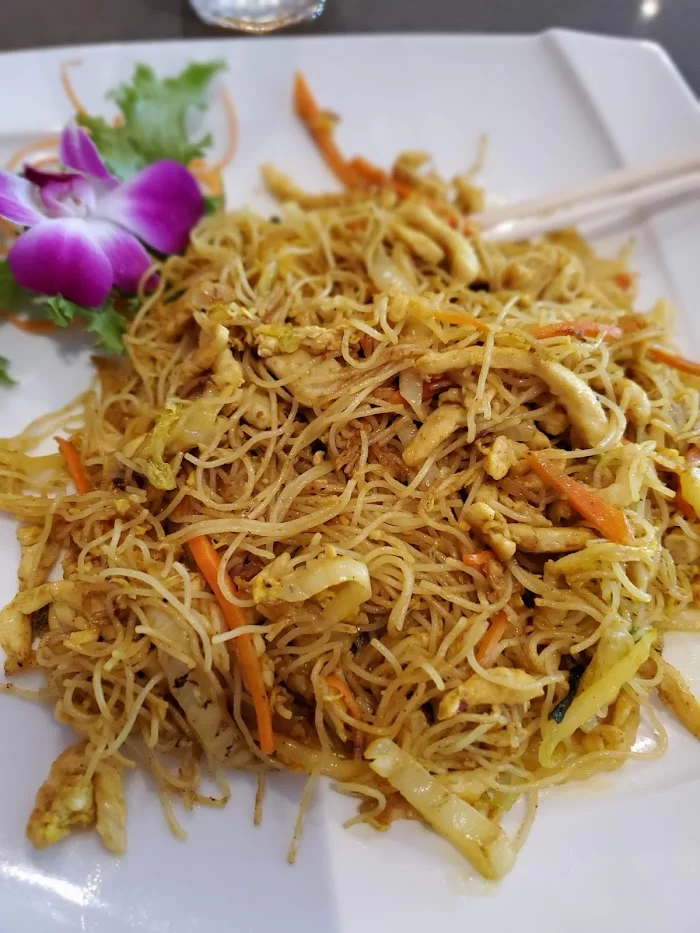 Waka Asian Bistro 4