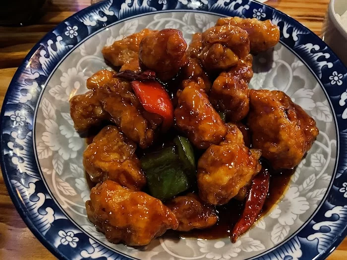 Aki Asian Fusion 9