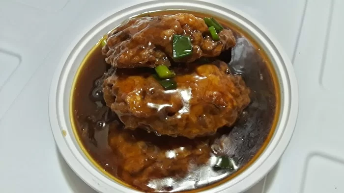 Golden House Kitchen 4
