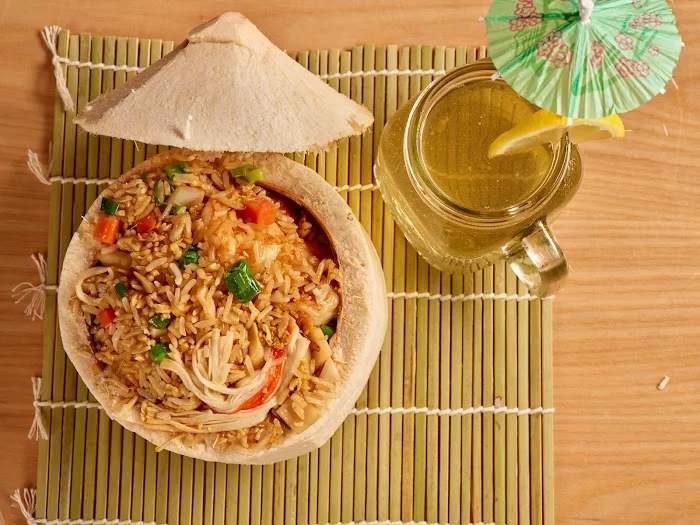 New Chinatown Restaurant and Bar | Asian Fusion | Chinese and Thai Food 9