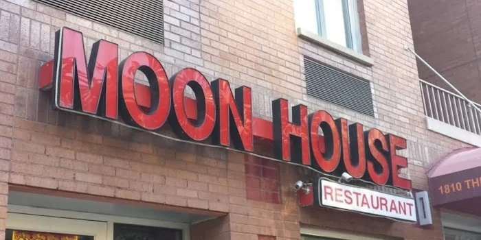 Moon House 4