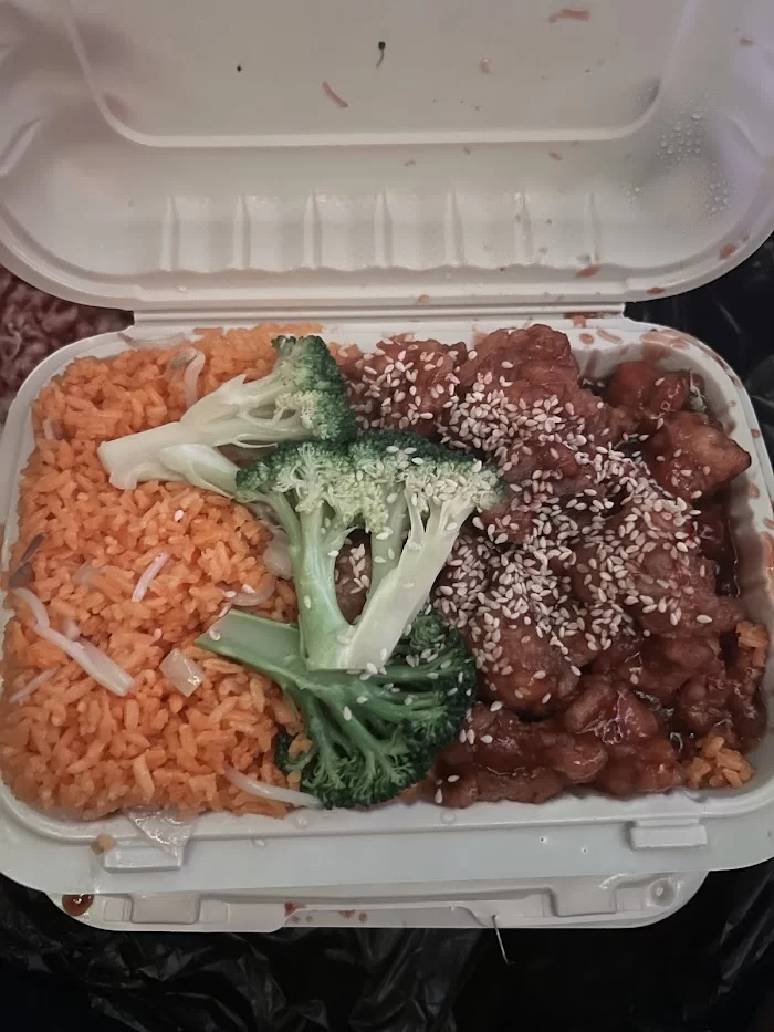 Happy Wok 4