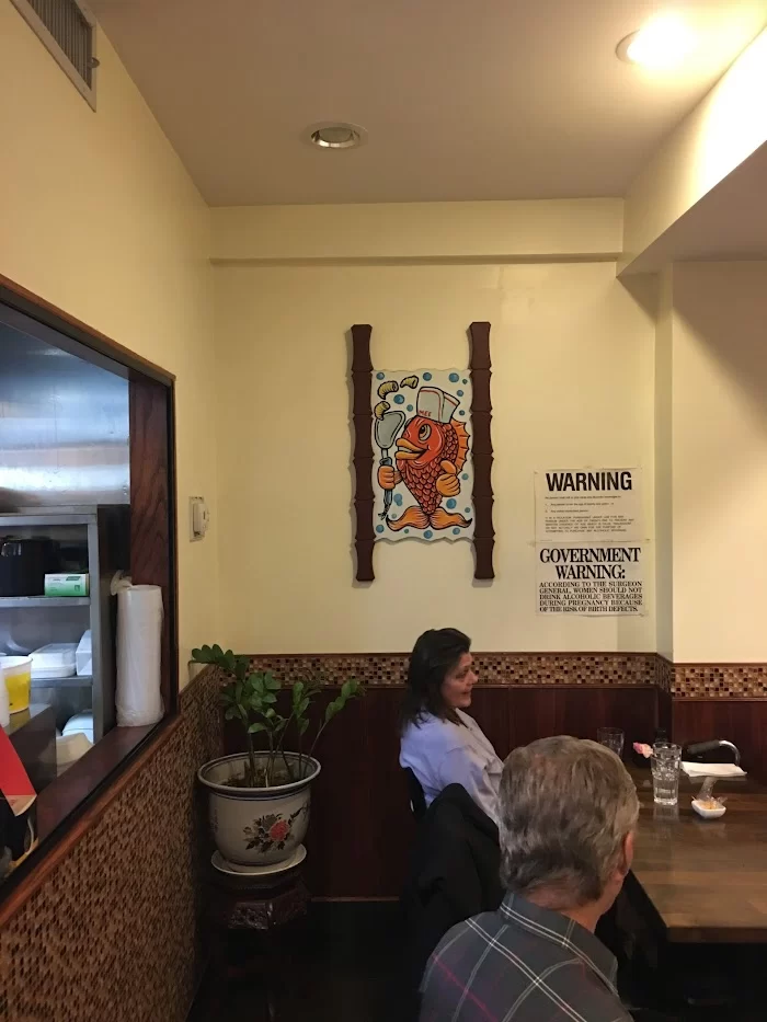 Mee Noodle Shop & Grill 6