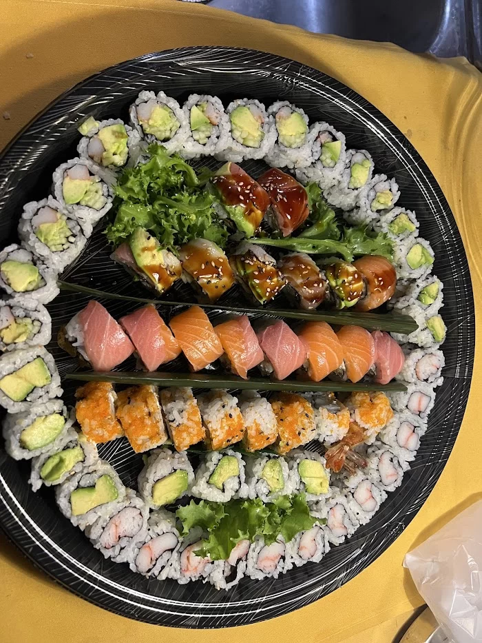 Mr. Wok & Sushi 10