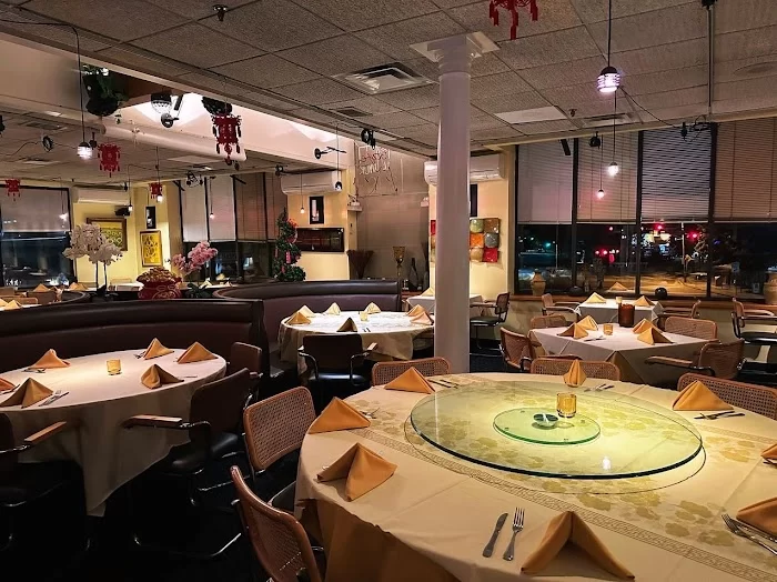 Mr. Wok & Sushi 6