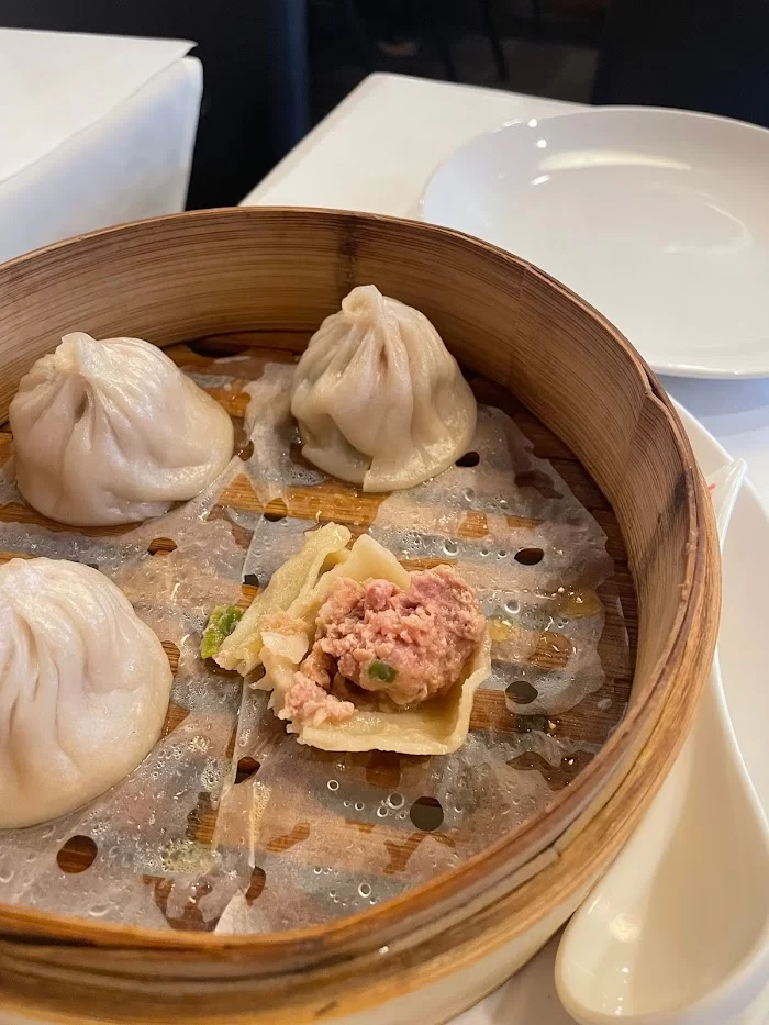 Auntie Guan's Kitchen 辽宁饭店 6