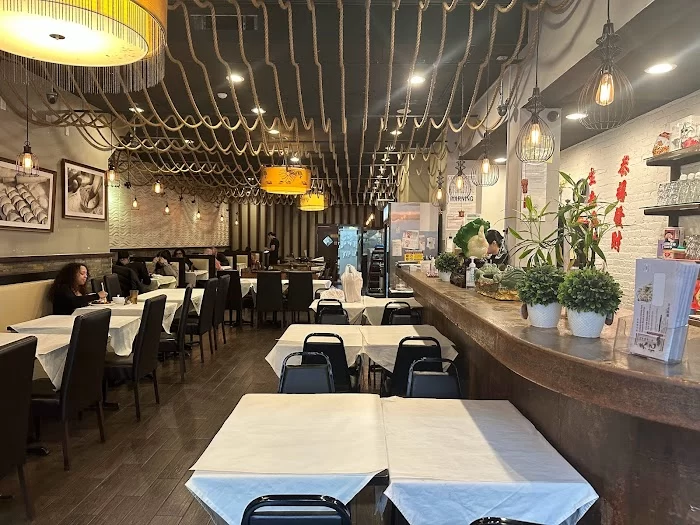 Auntie Guan's Kitchen 辽宁饭店 5