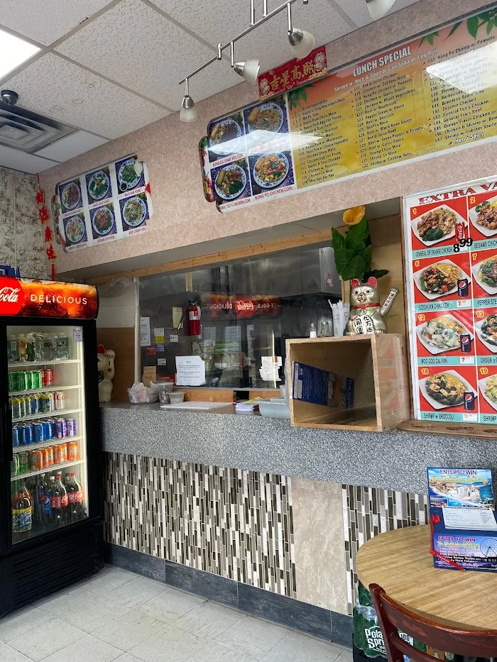 Great Wall Restaurant (Little Ferry) 8