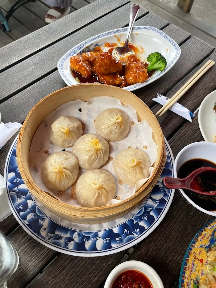 La Salle Dumpling Room 9