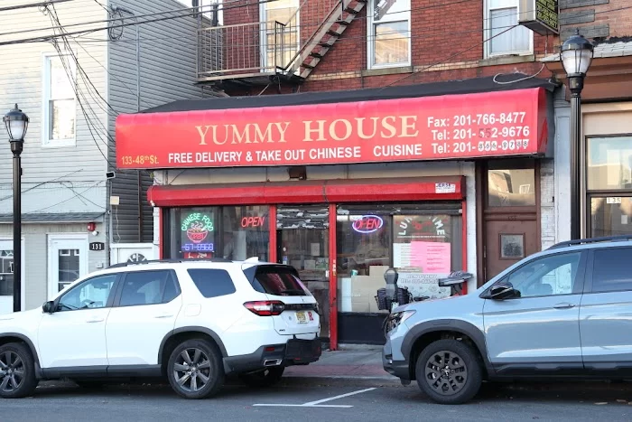 New Yummy Chinese Restaurant‎ 4