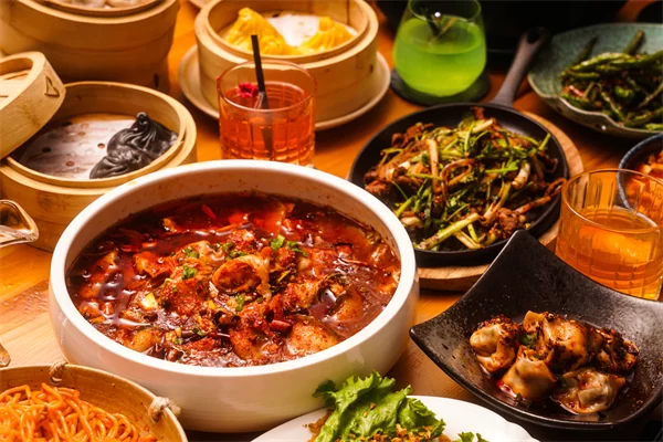 Yum Cha Chinese Kitchen & Bar 姑苏里 10