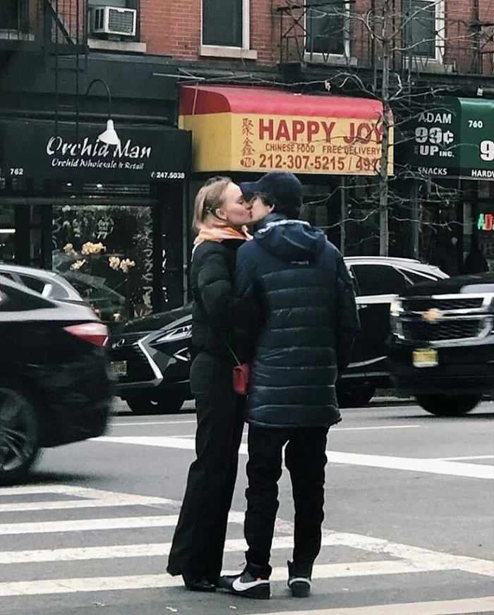 Happy Joy 4