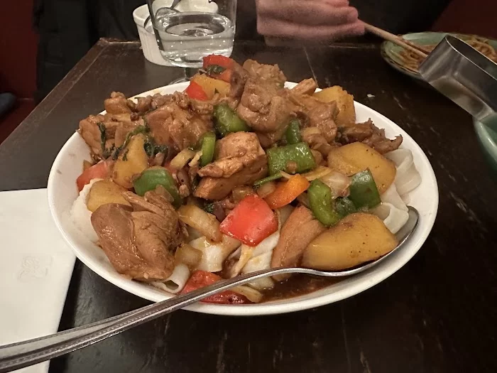 Jiang's Kitchen 疆湖 - Halal Chinese Food 3