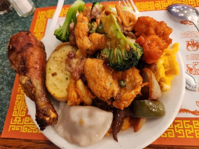 Merryland Buffet 1