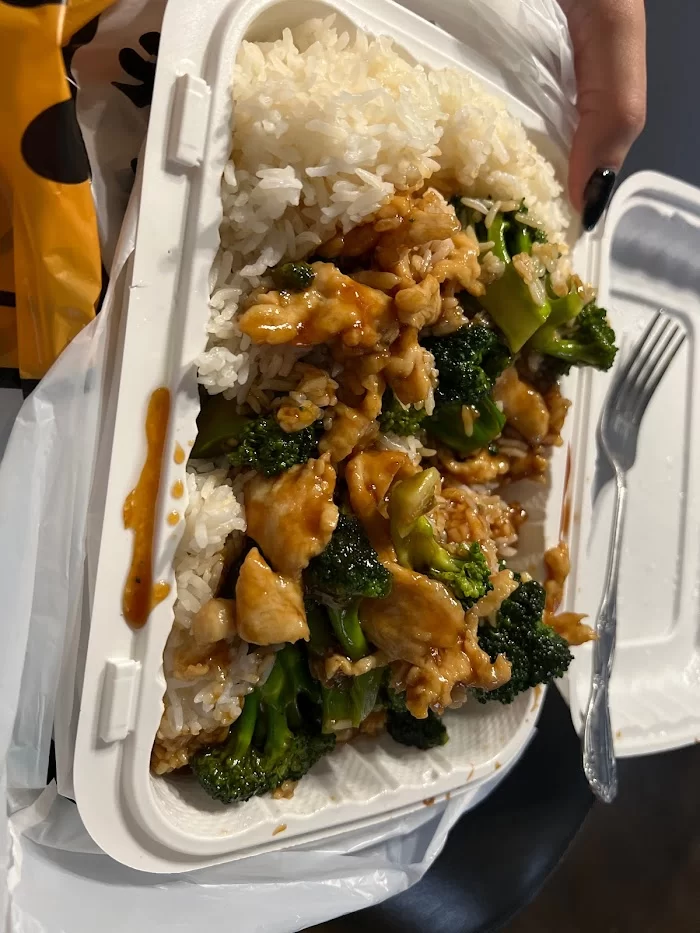 Yummy Yummy Chinese Kitchen 5