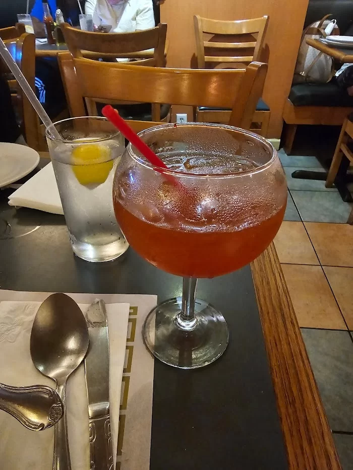 Flor de Mayo Restaurant 5