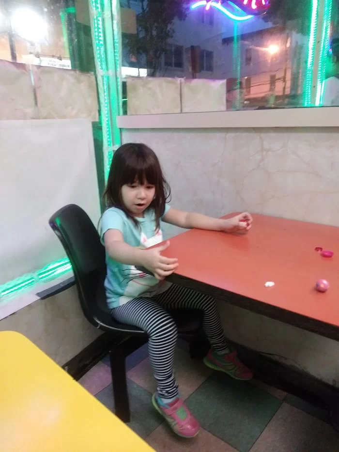 Francesca Chinese Restaurant 6